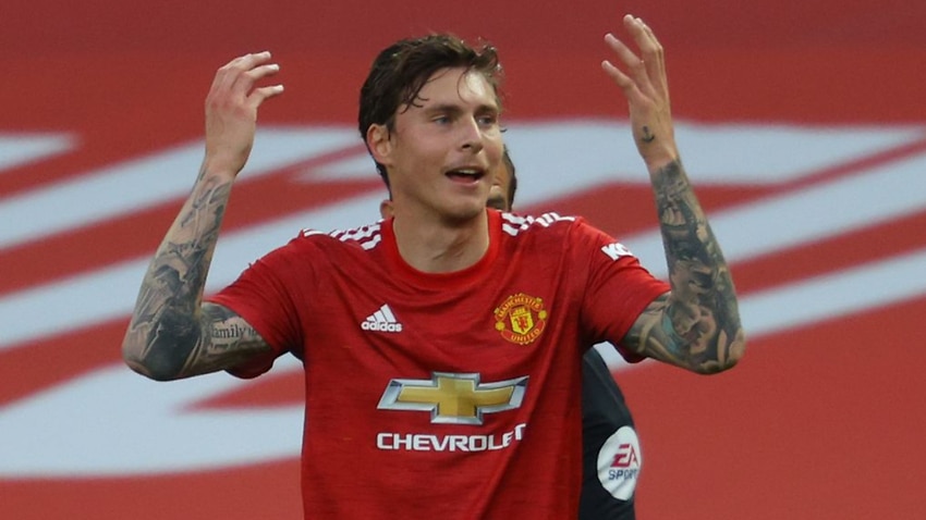 'They need a defender, not Sancho!' - Neville slams Lindelof's Palace display