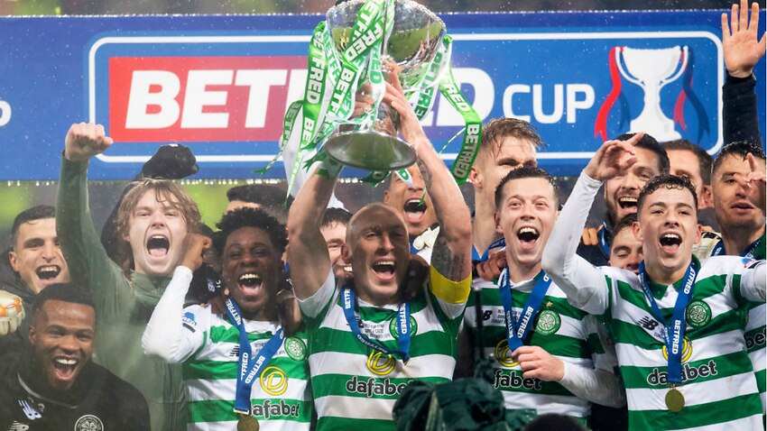 Celtic sink rivals Rangers to claim 10th consecutive trophy