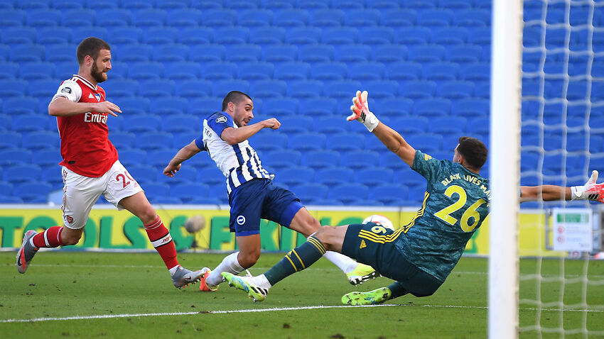 Maupay scores last-minute winner for Brighton to stun Gunners