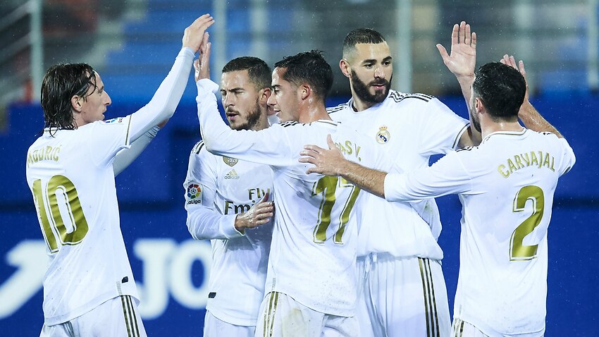 Benzema double helps Real rout Eibar