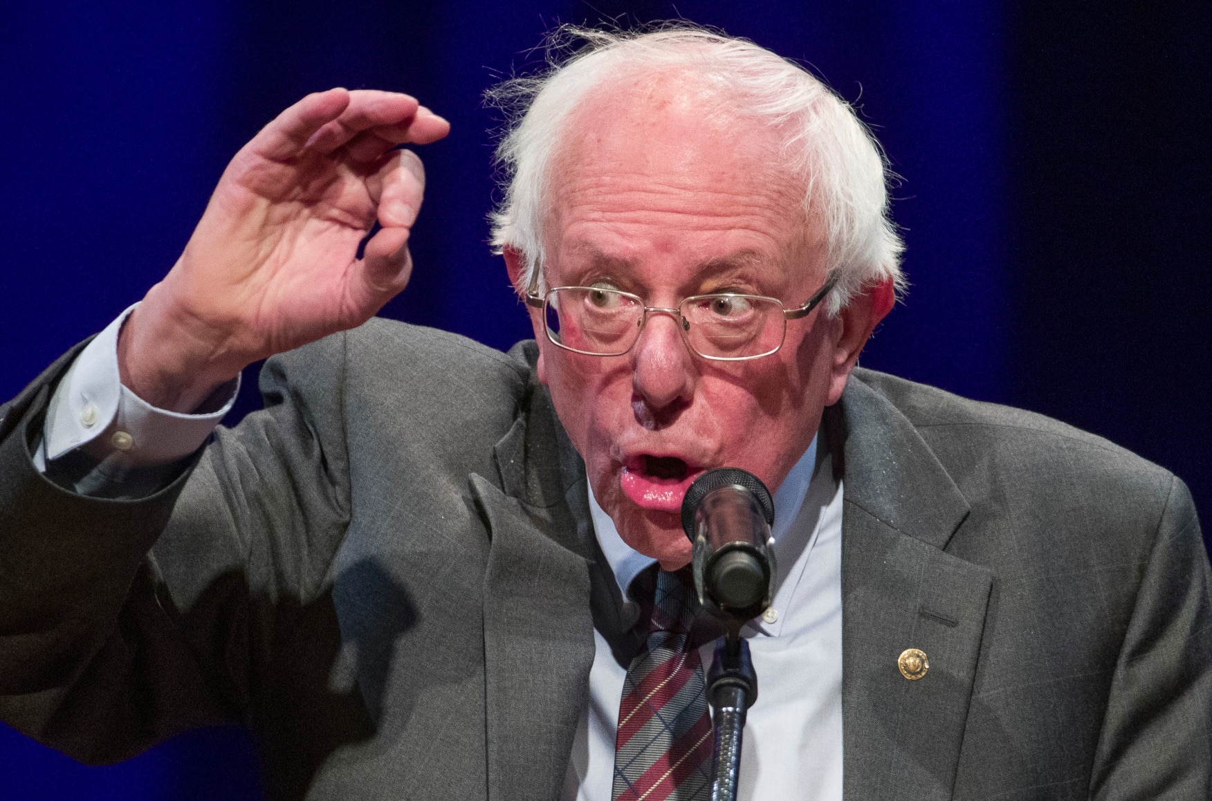 'This is evil': Bernie Sanders condemns mass immigration arrests in the ...