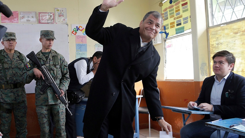 Image for read more article 'Ecuador rivals both claim victory in tight runoff'