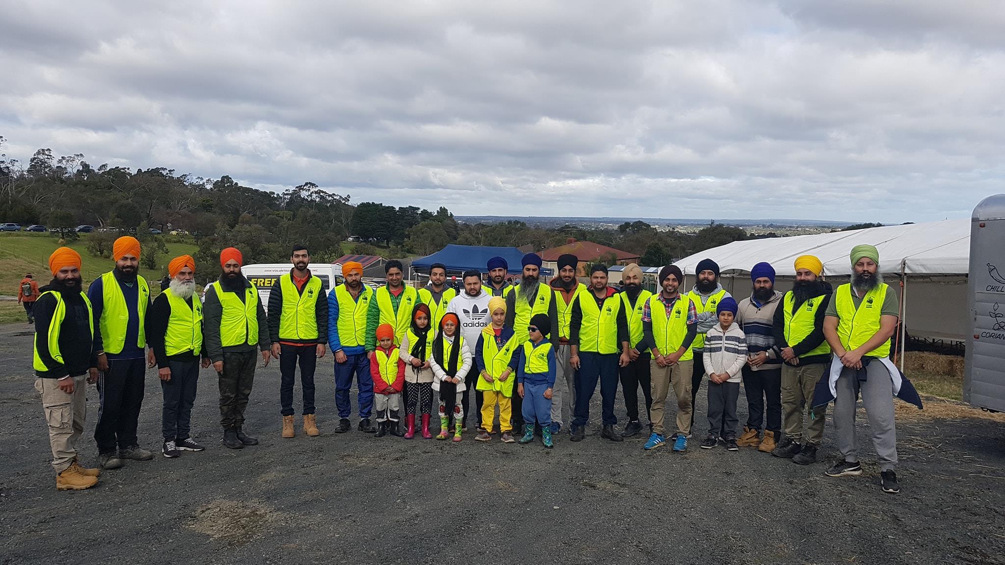 Sikh Volunteer Wins Australias Local Hero Award For Serving