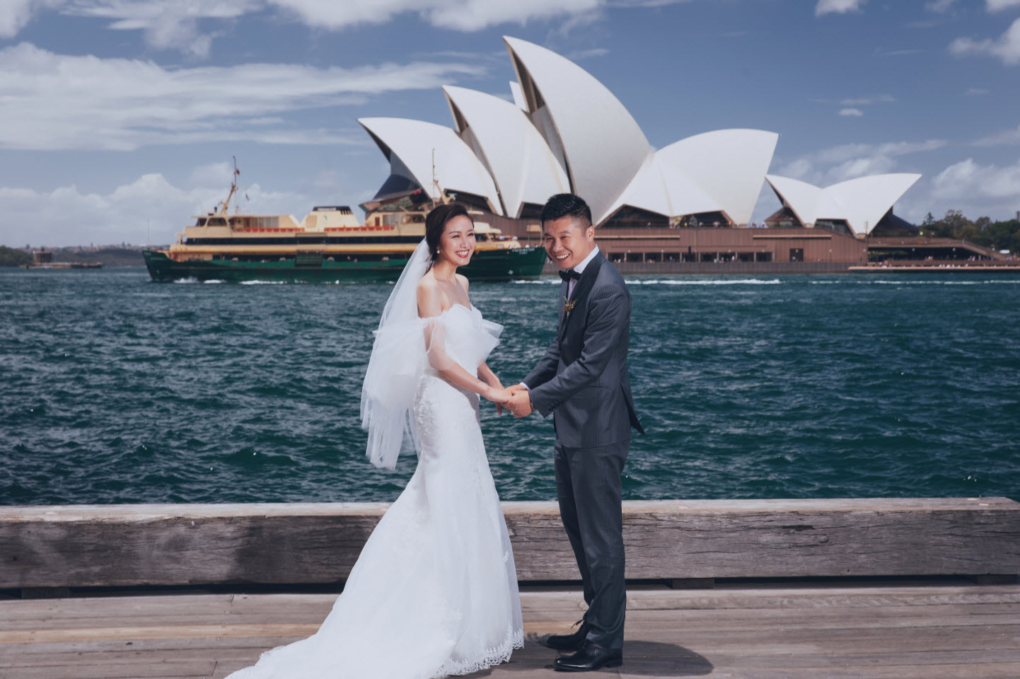 The Chinese  couples flocking to Australia  for pre wedding  