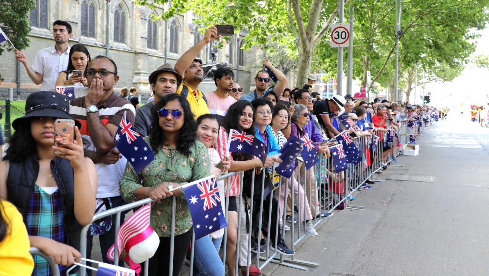 sbs-language-indian-population-in-australia-grows-by-11-per-cent-in-a