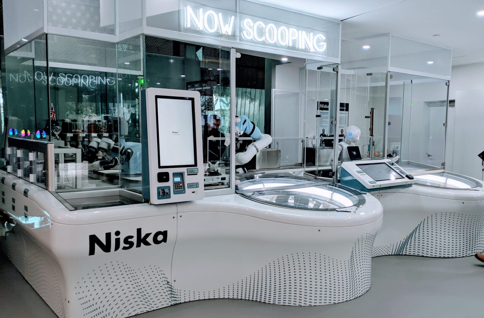 SBS Language Big scoop Australia’s first robotoperated icecream