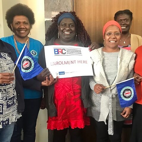 Image of Bougainville people register for the referendum in Brisbane.