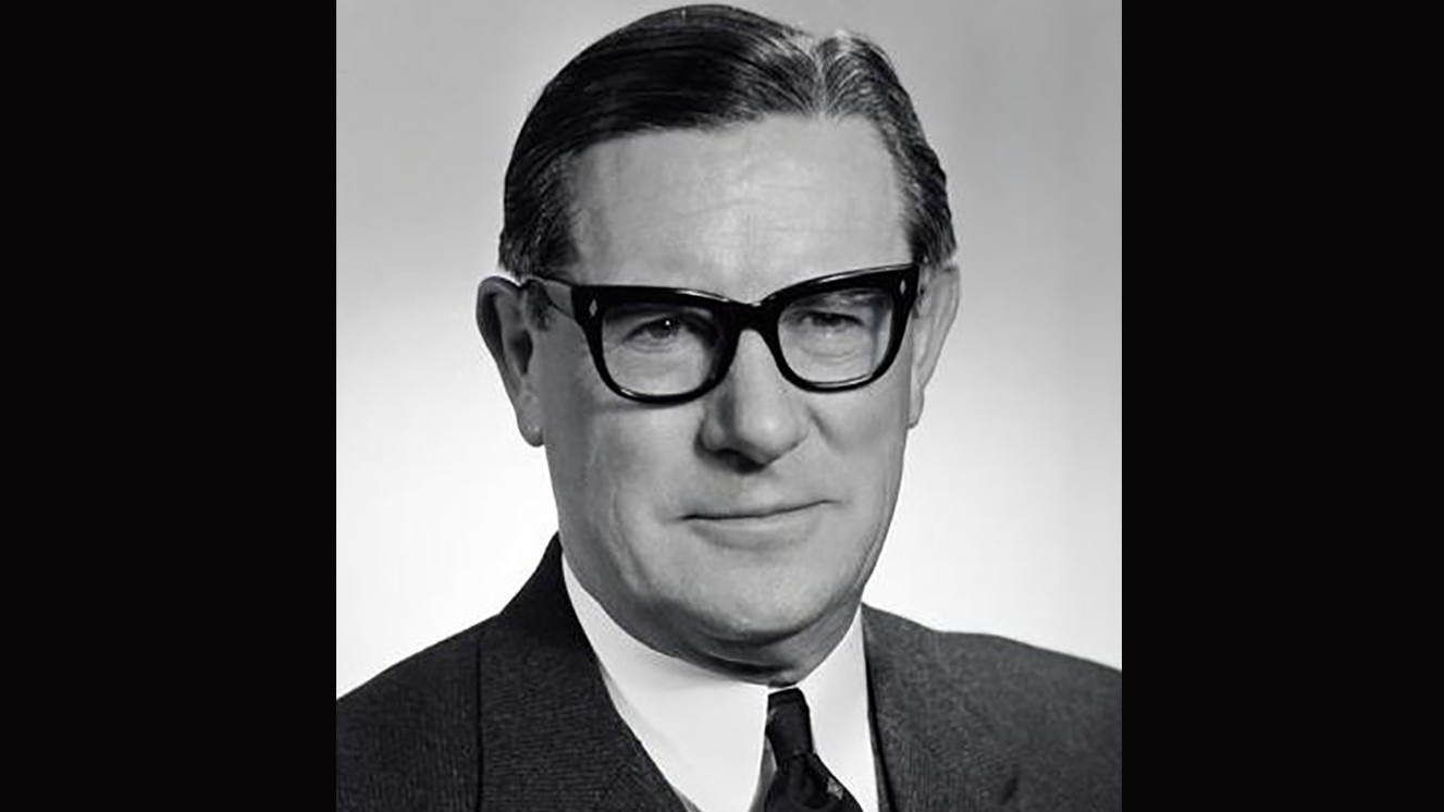 Nigel Bowen was the Australian foreign minister when bangladesh was recognised. 