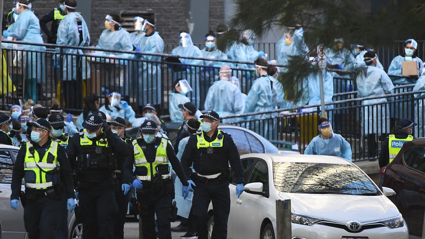 Image for read more article 'As Melburnians begin their second lockdown, mental health experts warn it won't be any easier this time'
