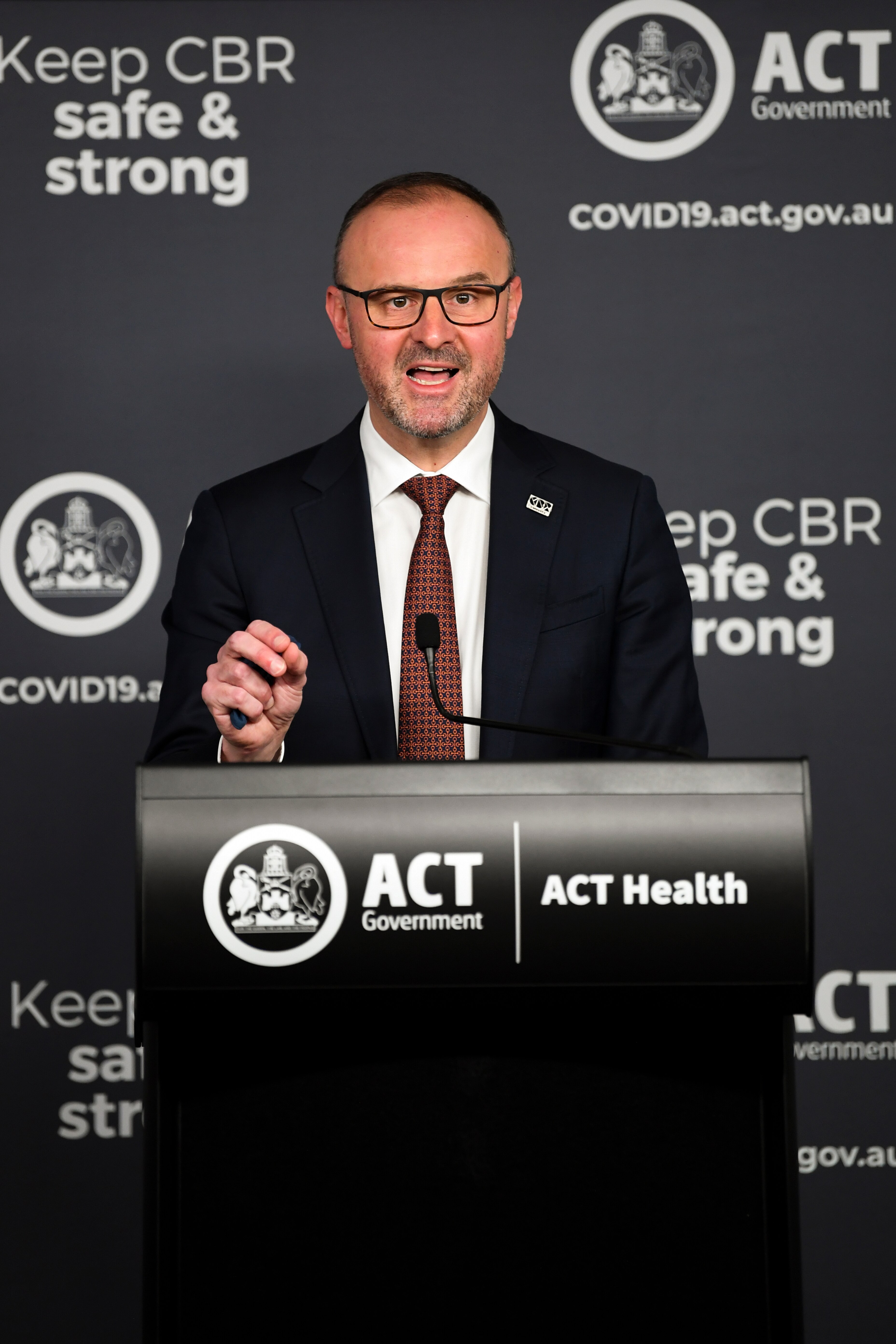 ACT Chief Minister Andrew Barr speaks to the media during a press conference in Canberra, Tuesday, August 17, 2021. (AAP Image/Lukas Coch) NO ARCHIVING