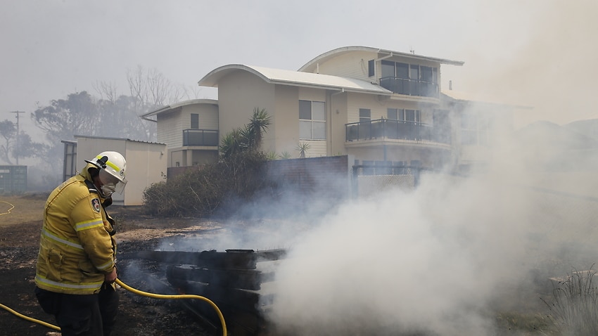 12 Simple Ways You Can Reduce Bushfire Risk To Older Homes | SBS News