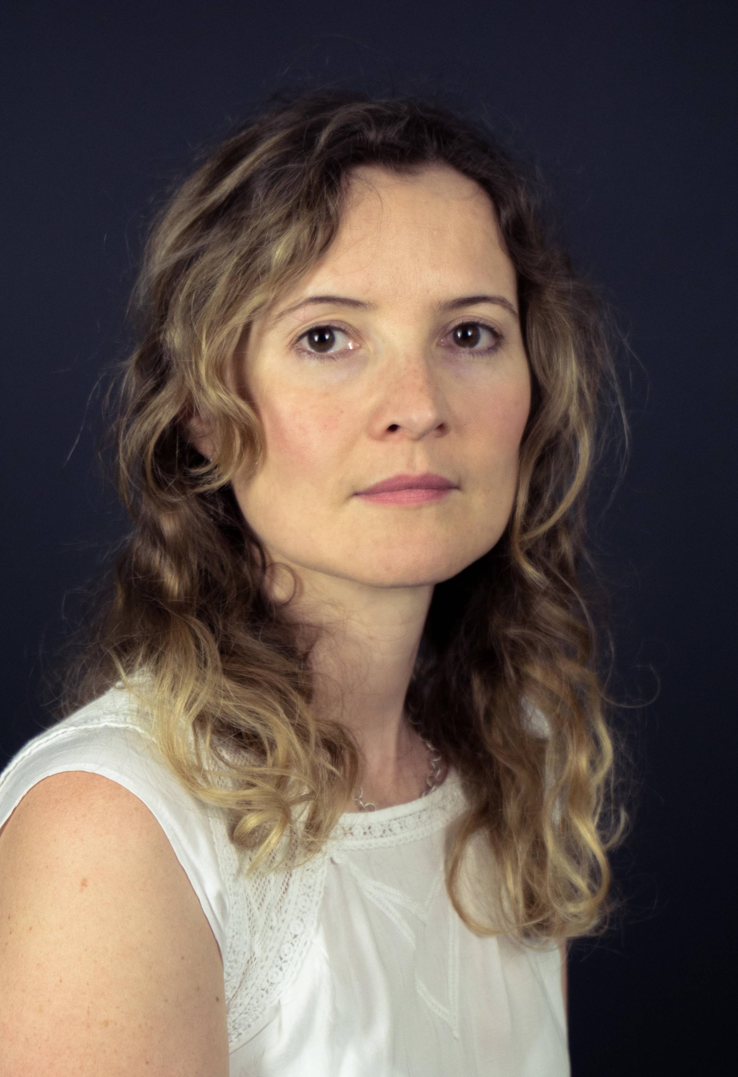 Dr Katharina Lederle
