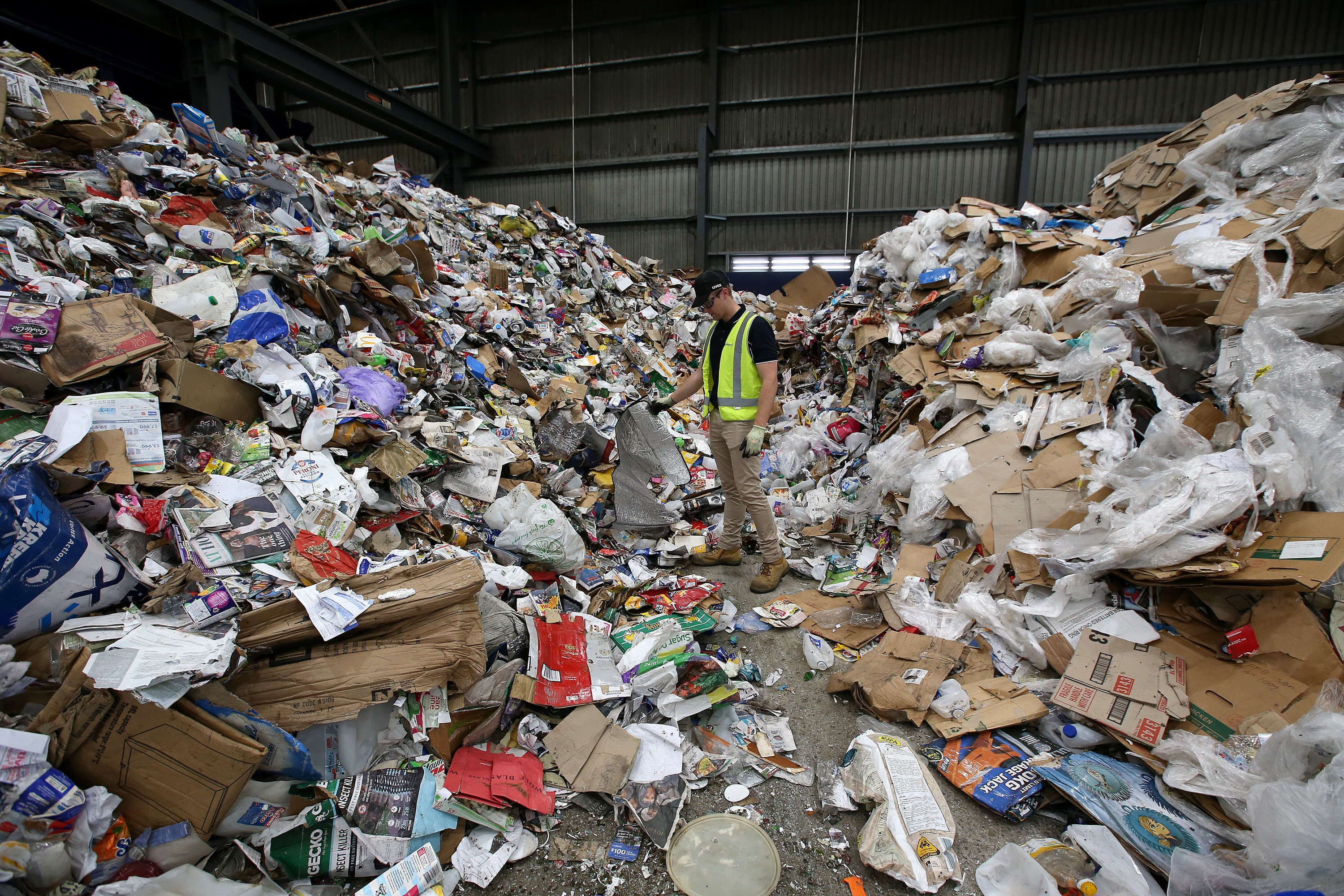 Australia generated 75.8 million tonnes of solid waste in 2018-19.