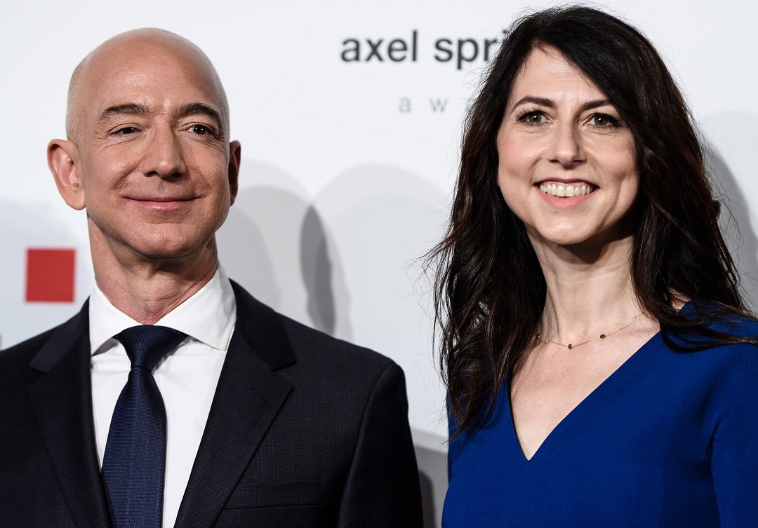 World S Richest Man Jeff Bezos Is Getting Divorced Sbs News