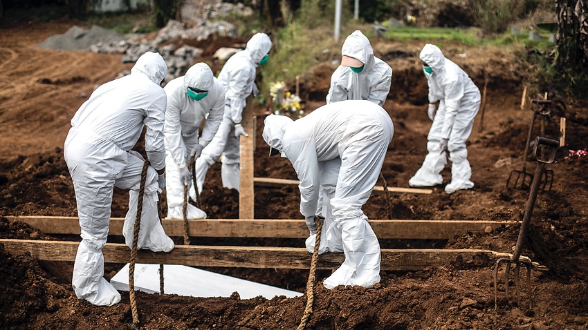 Image for read more article 'Experts say misinformation is worsening Indonesia's COVID-19 outbreak as hospitals struggle with oxygen shortages'