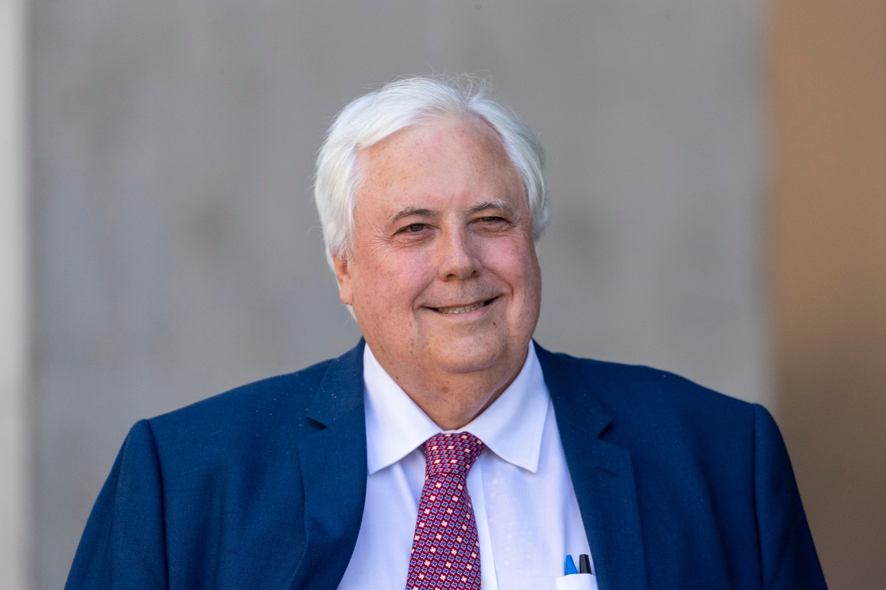 Relatives of former PMs demand Clive Palmer remove false ...