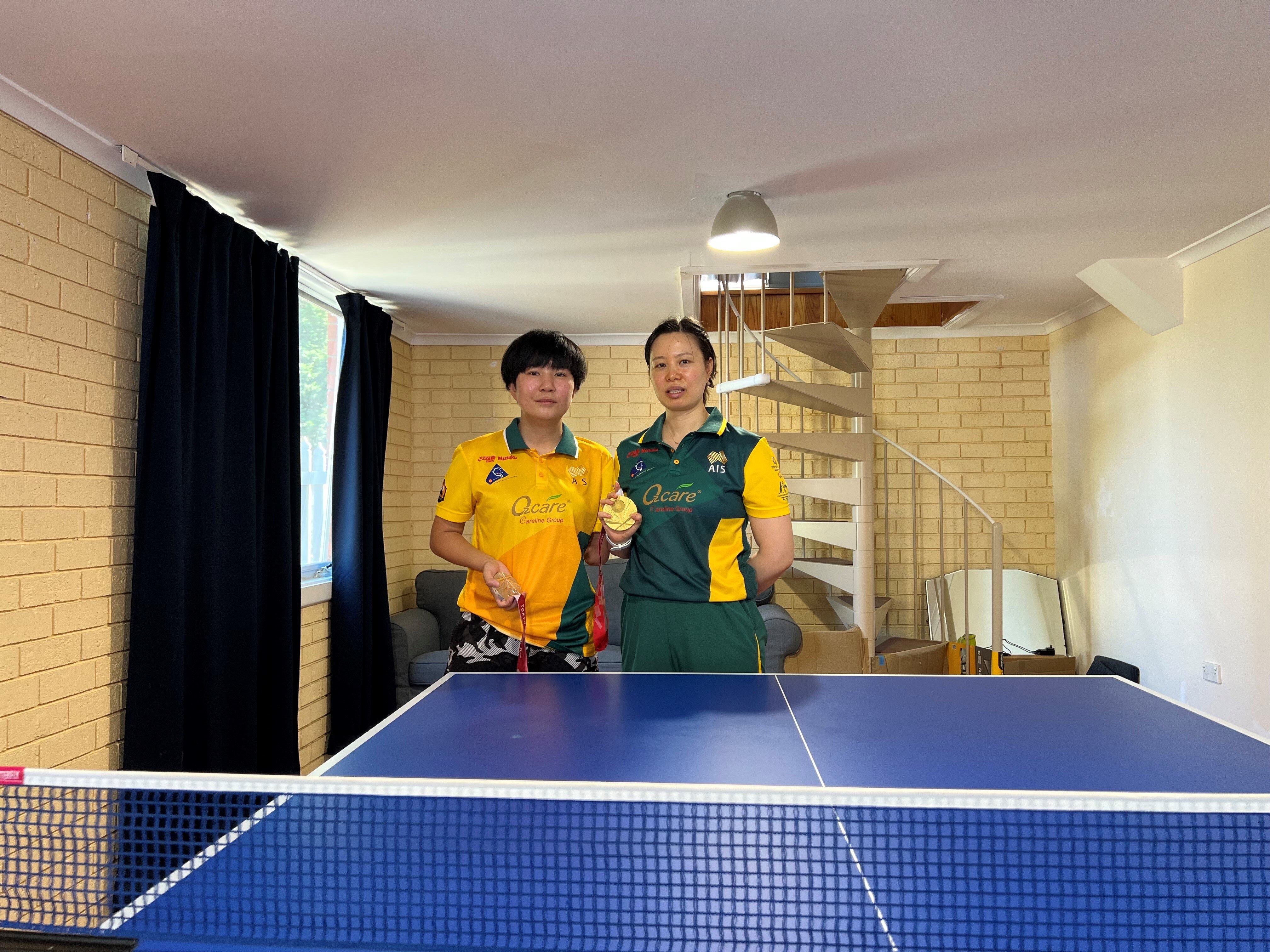 Chinese Australian table tennis players Lina Lei and Qian Yang awarded Medal of the Order of AustraliaChinese Australian table tennis players Lina Lei and Qian Yang awarded Medal of the Order of Australia.