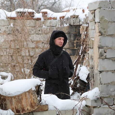 Οι κάτοικοι των περιοχών Donbass και Donetsk περνούν πολλές δυσκολίες στην καθημερινή τους ζωή λόγω των συμπλοκών που λαμβάνουν χώρα στις περιοχές αυτές.