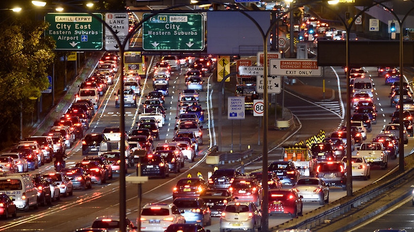 report-warns-of-worsening-traffic-problems-in-australia-sbs-news