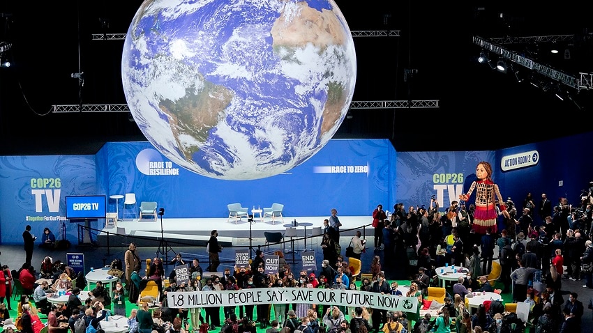 Image for read more article ''Our leaders are failing us': Draft of final COP26 agreement criticised as 'empty words''