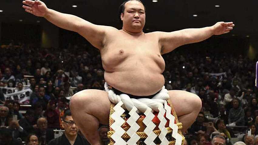 Kisenosato Japan S Last Remaining Sumo Champion Retires Sbs News