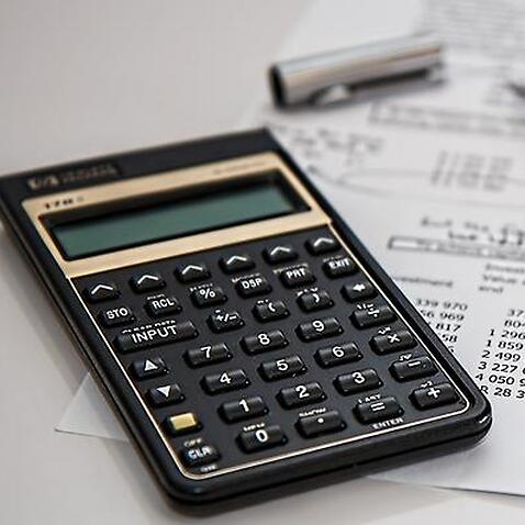Calculating tax expenses