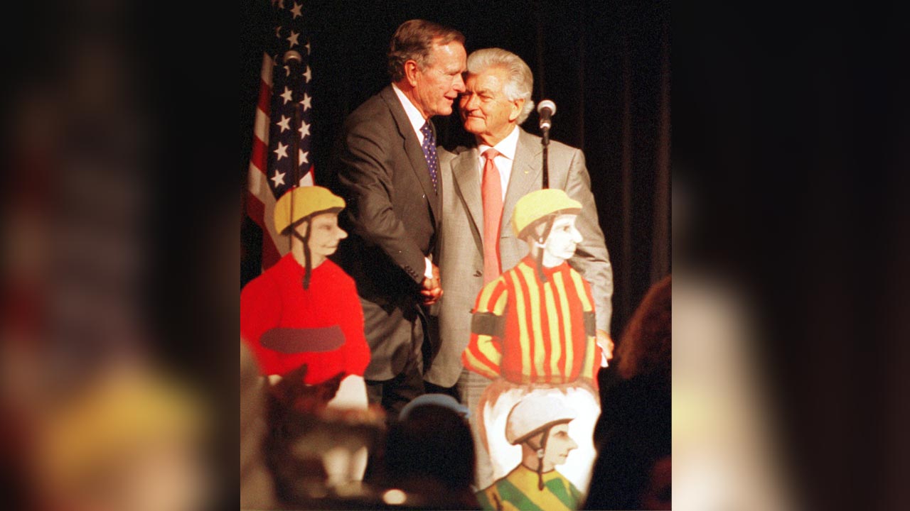 November 6, 2001: The former US President George Bush Senior and Bob Hawke at a Melbourne Cup Luncheon.