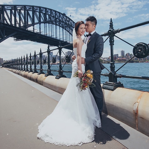 Pre-wedding photo taken at Harbour Bridge