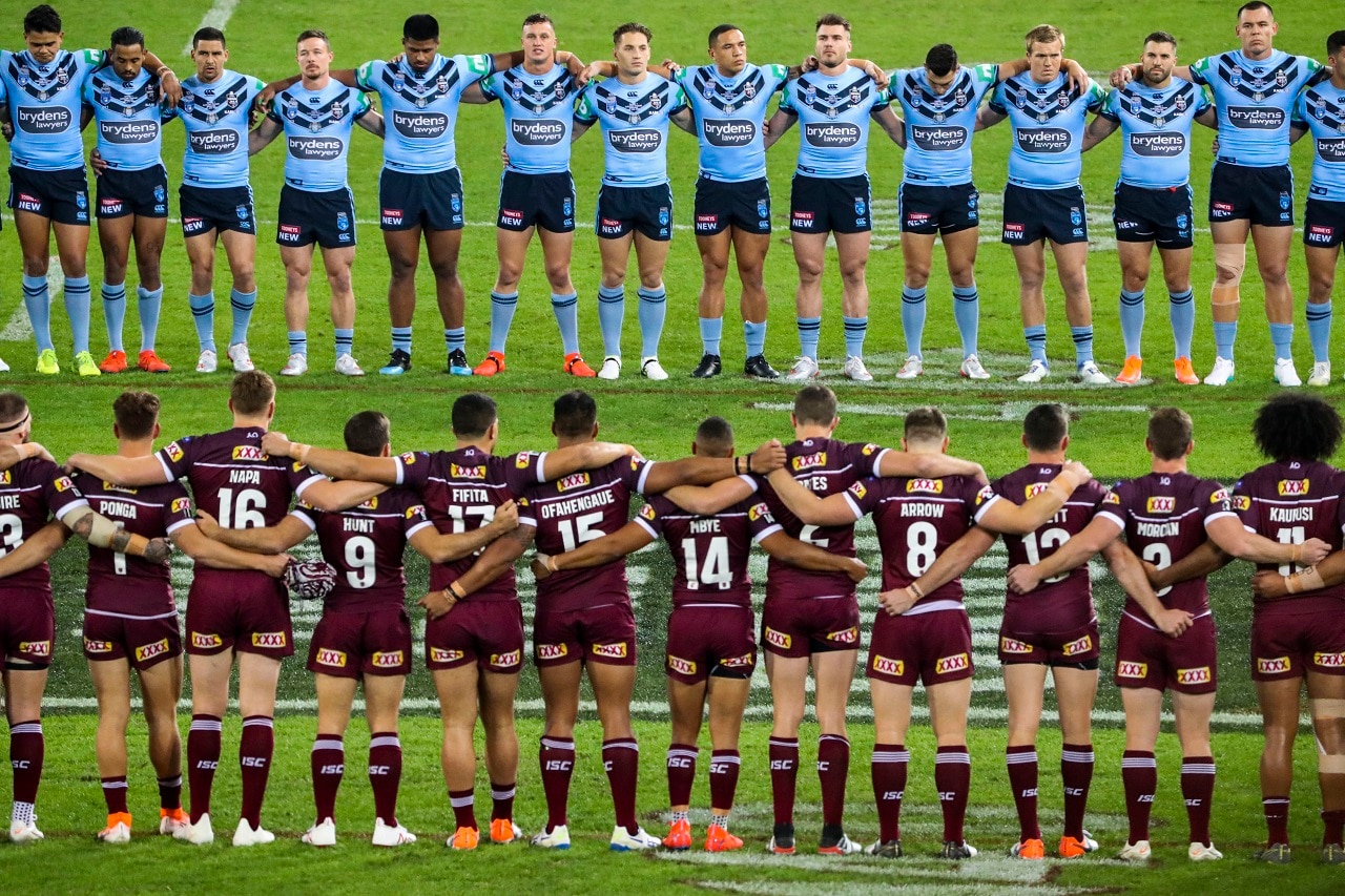 state-of-origin-players-stay-silent-during-national-anthem-sbs-news