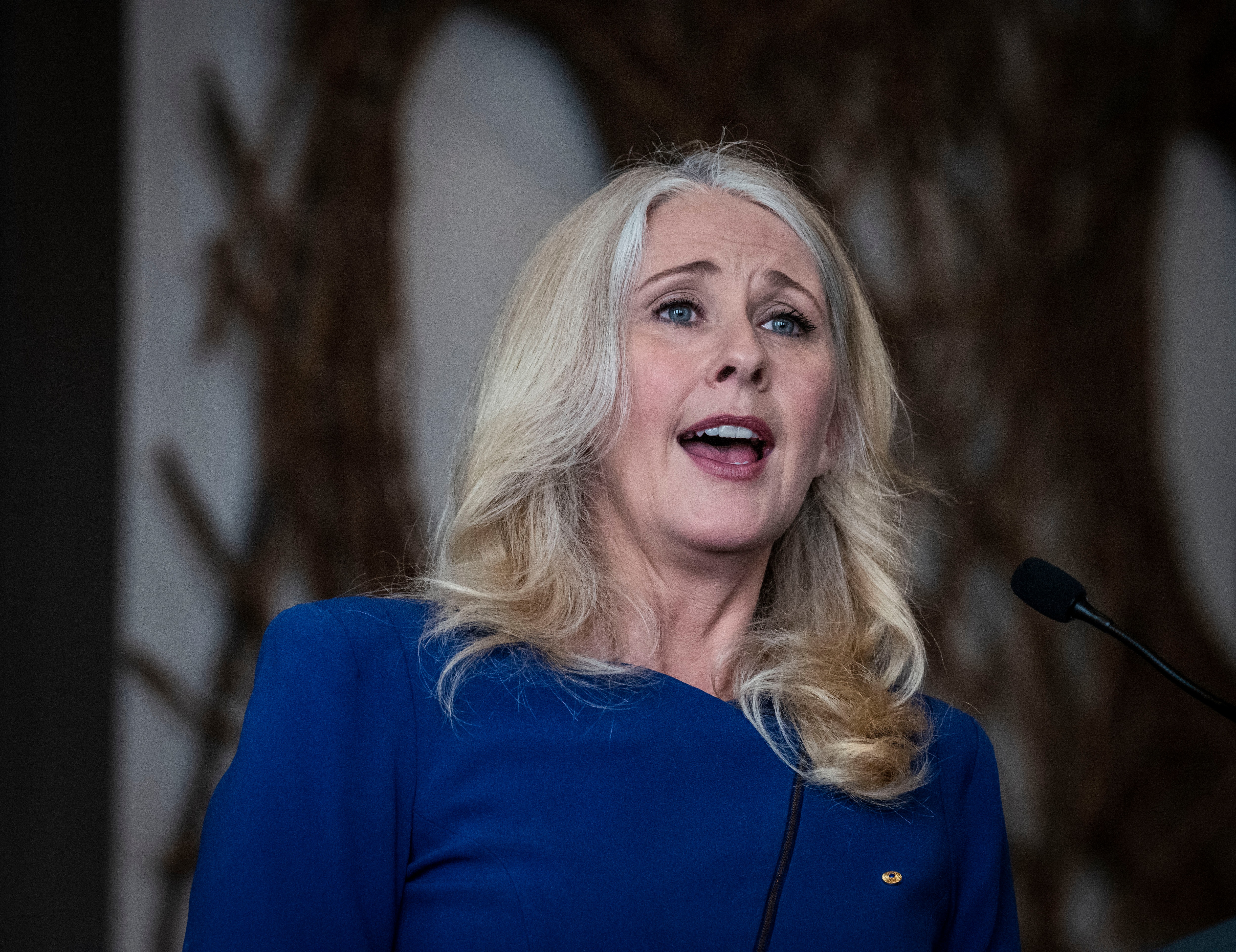 Tracey Spicer addresses the UsToo lunch at the Westin Hotel in Perth, 2018. 