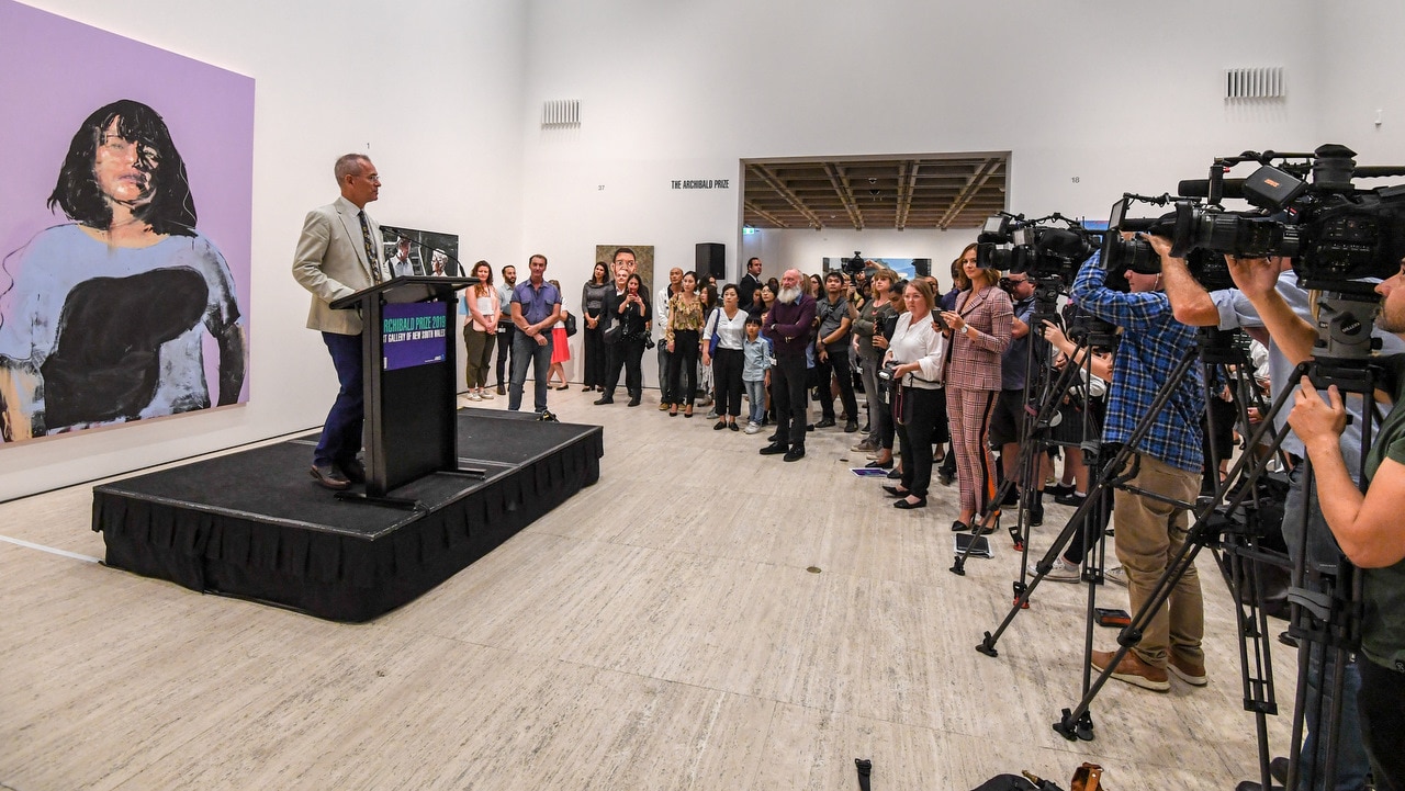 Art Gallery NSW director Michael Brand addresses the audience at the ceremony announcing the winner of the $100,000 prize for portraiture.