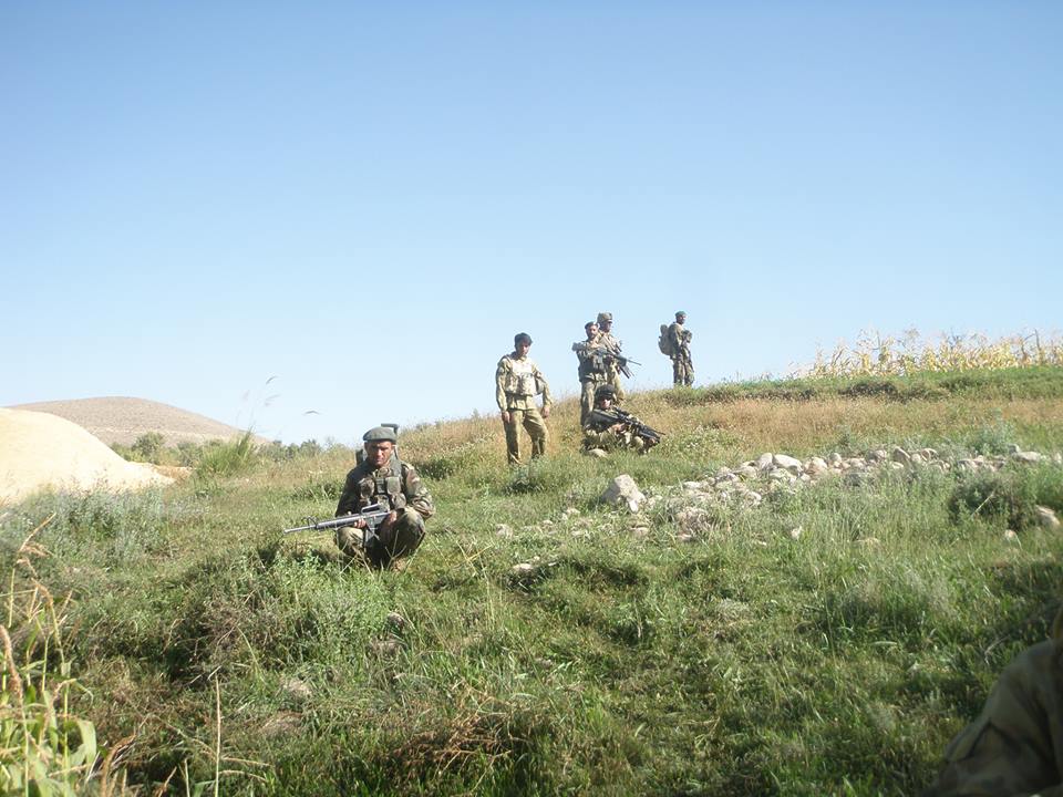 Afghans on patrol with Aussie troops