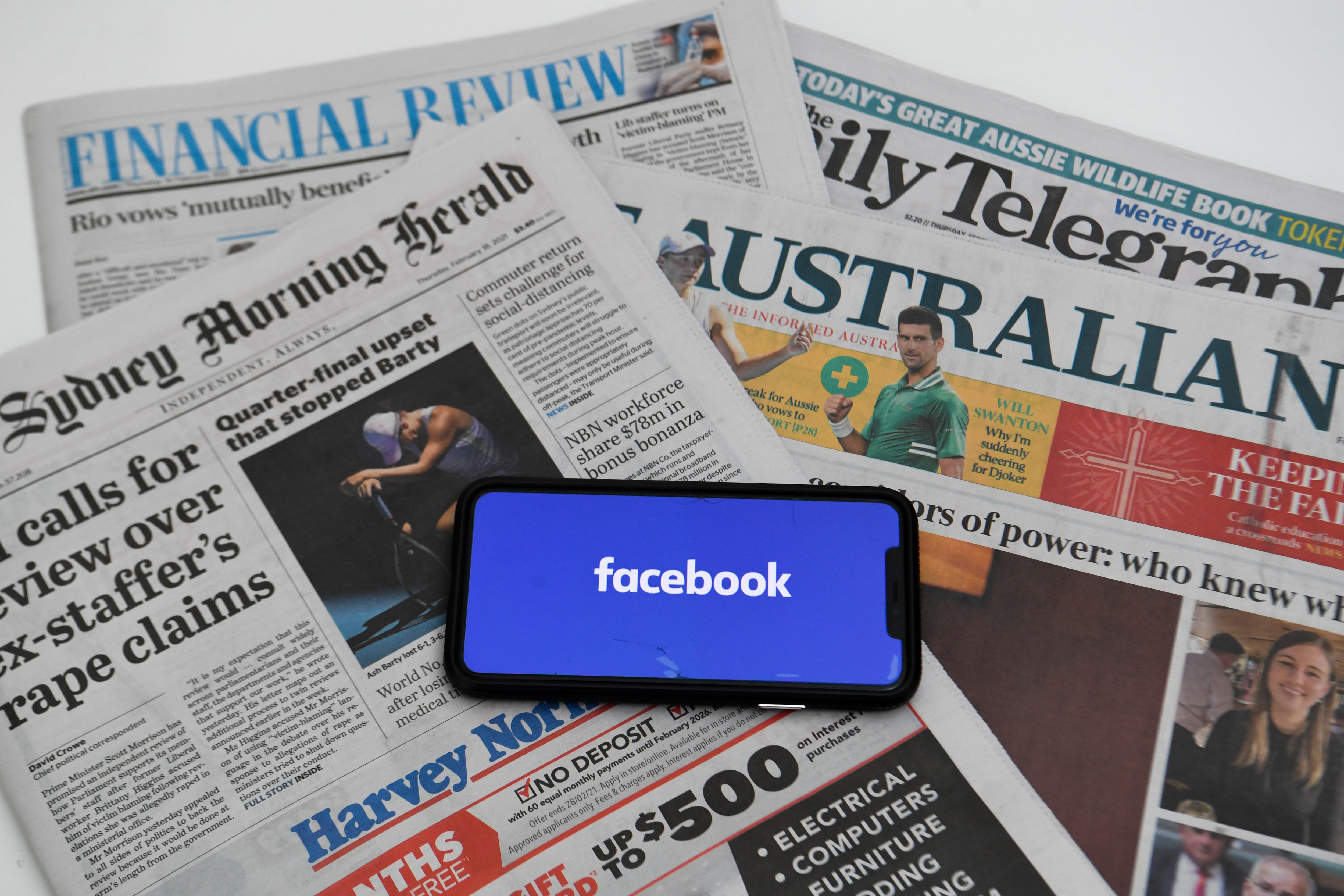 Facebook restricts news access to all Australians