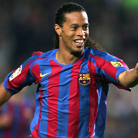 Ronaldinho to play Barca-Madrid 'legends' match in Lebanon ...