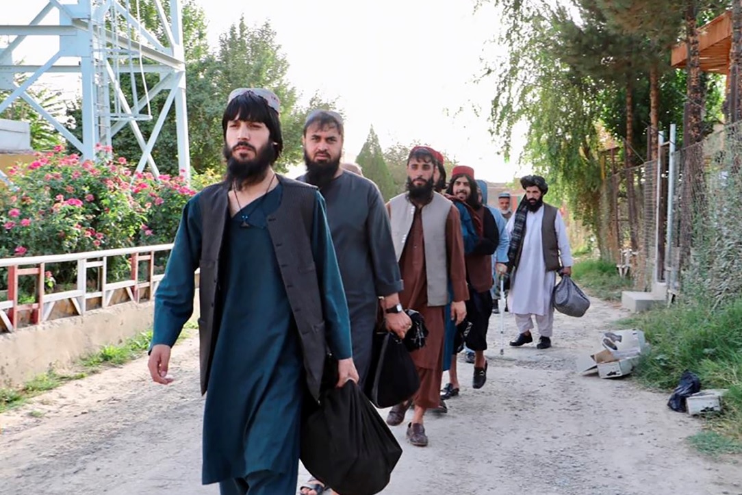 Taliban prisoners are released from Pul-e-Charkhi jail in Kabul, Afghanistan, Thursday, Aug. 13, 2020.