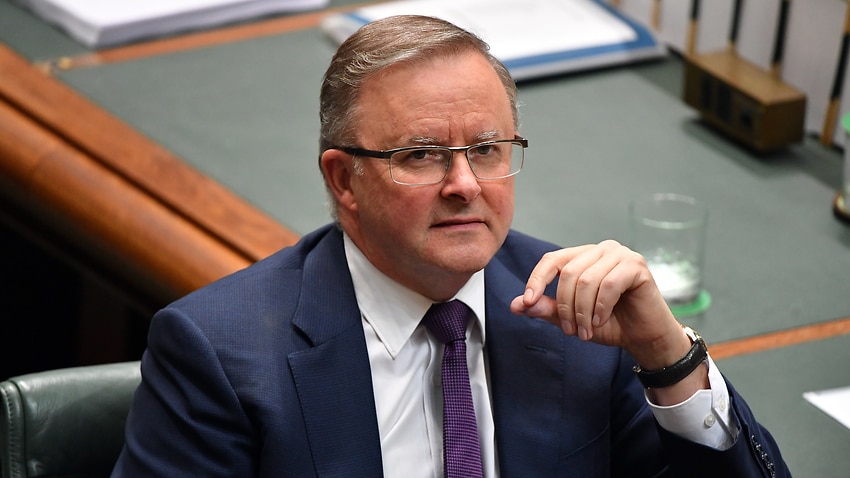 Anthony Albanese backs Australian coal exports ahead of Queensland tour