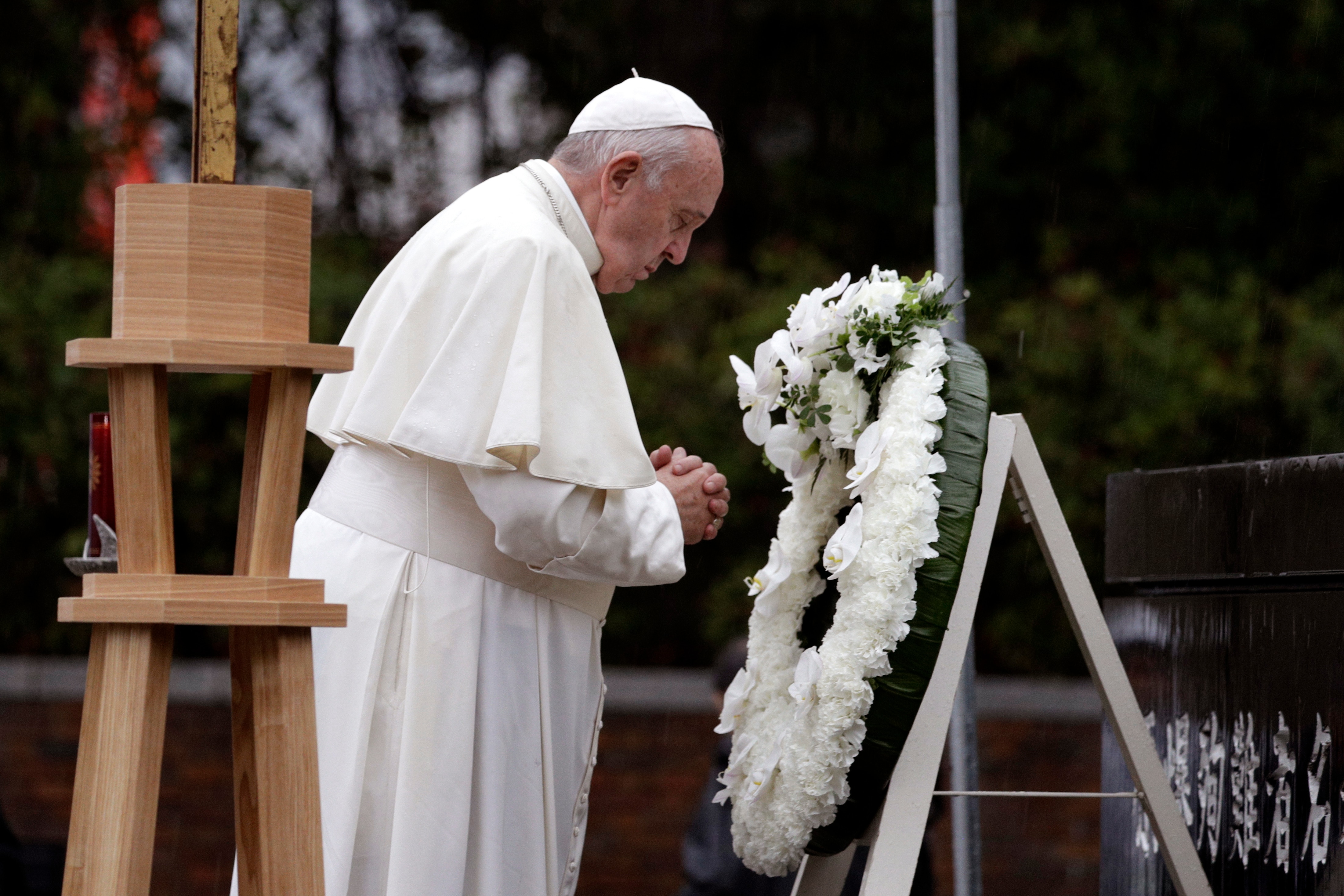 Pope Francis Decries 'perverse' Existence Of Nuclear Weapons In Japan ...