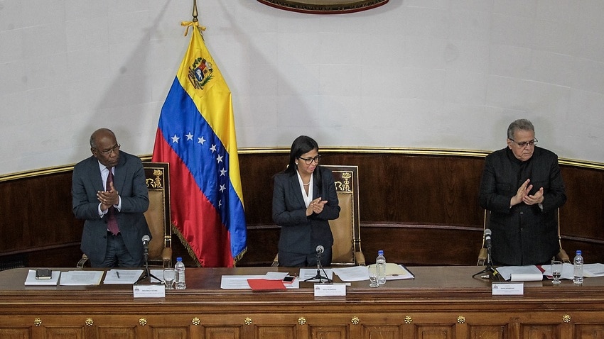 Venezuela government allies seize legislative powers | SBS News