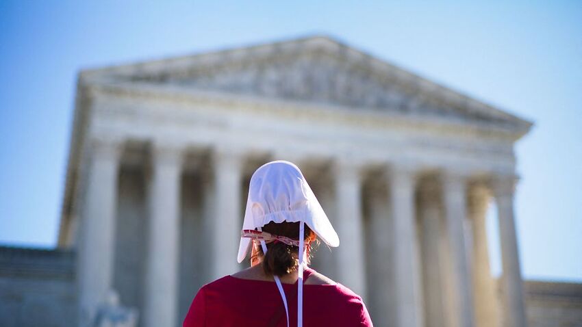 Image to read more article 'U.S. Supreme Court Leaves Texas Abortion Laws Untouched, But Allows Challenges'