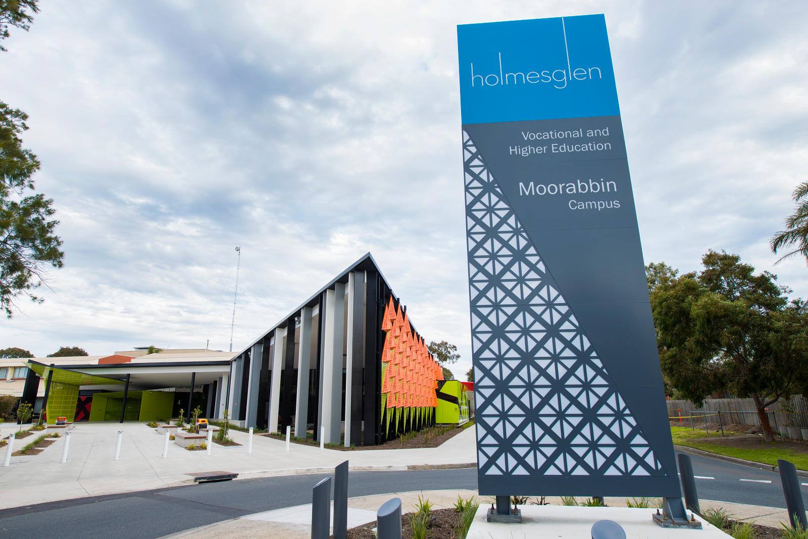 Teachers suspended over 'inappropriate' material following Muslim