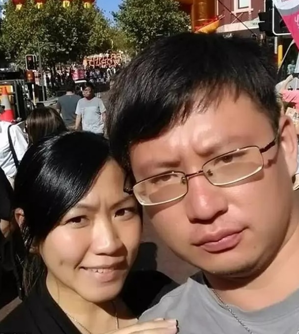 Mr Li and Mrs Li 