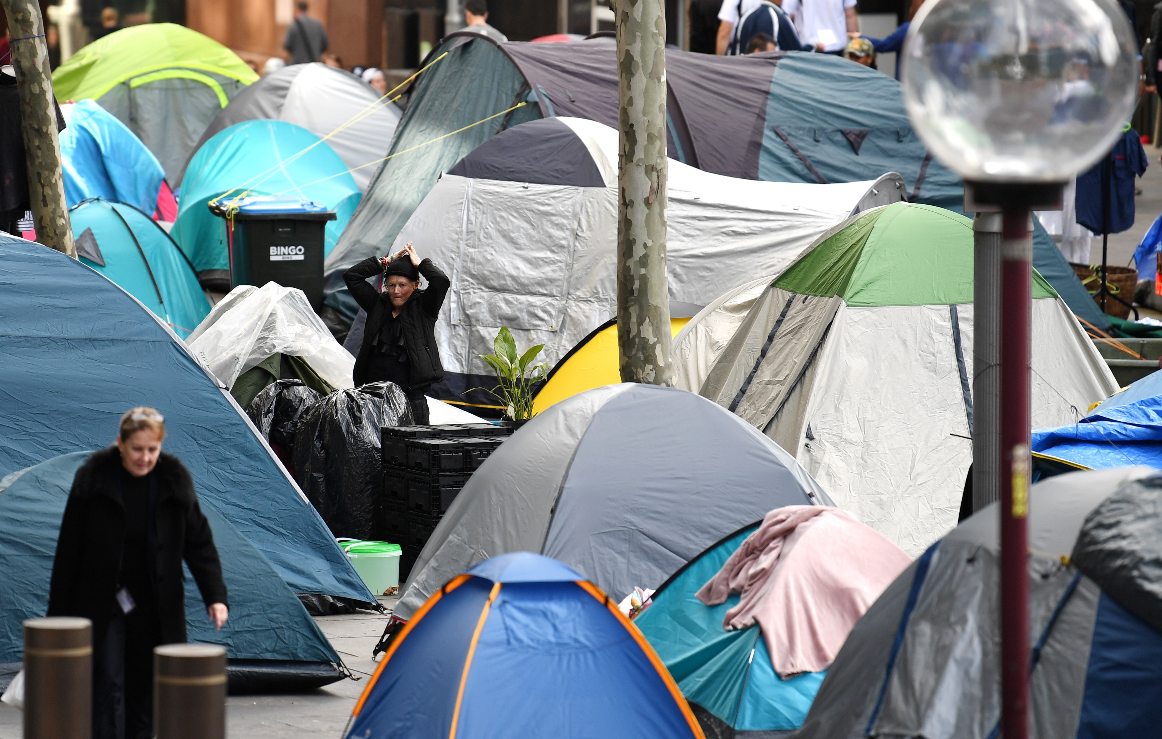 Sydney's homeless accommodation reaches 'crisis point' | SBS News