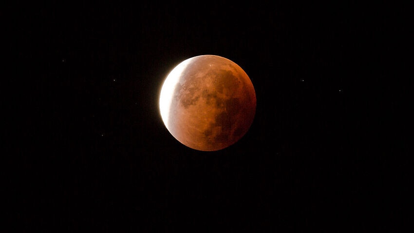 Image for read more article ''Super blue blood moon': Australia set for 'lunar trifecta' treat'