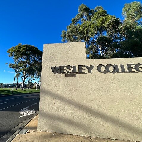 Chinese school parents picking fruit in Wesley College sparked controversy