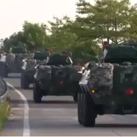 The footage shows army tankers purportedly moving towards the Hong Kong border.