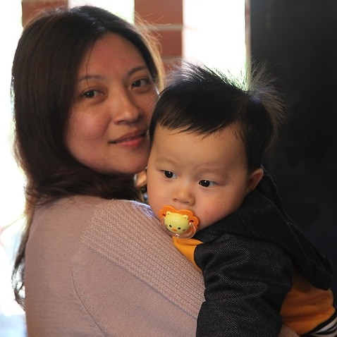 如何解放焦虑的华人母亲？需要来自多方的努力。