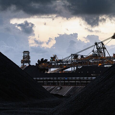 When China Battles the World’s Biggest Coal Exporter, Coal Loses