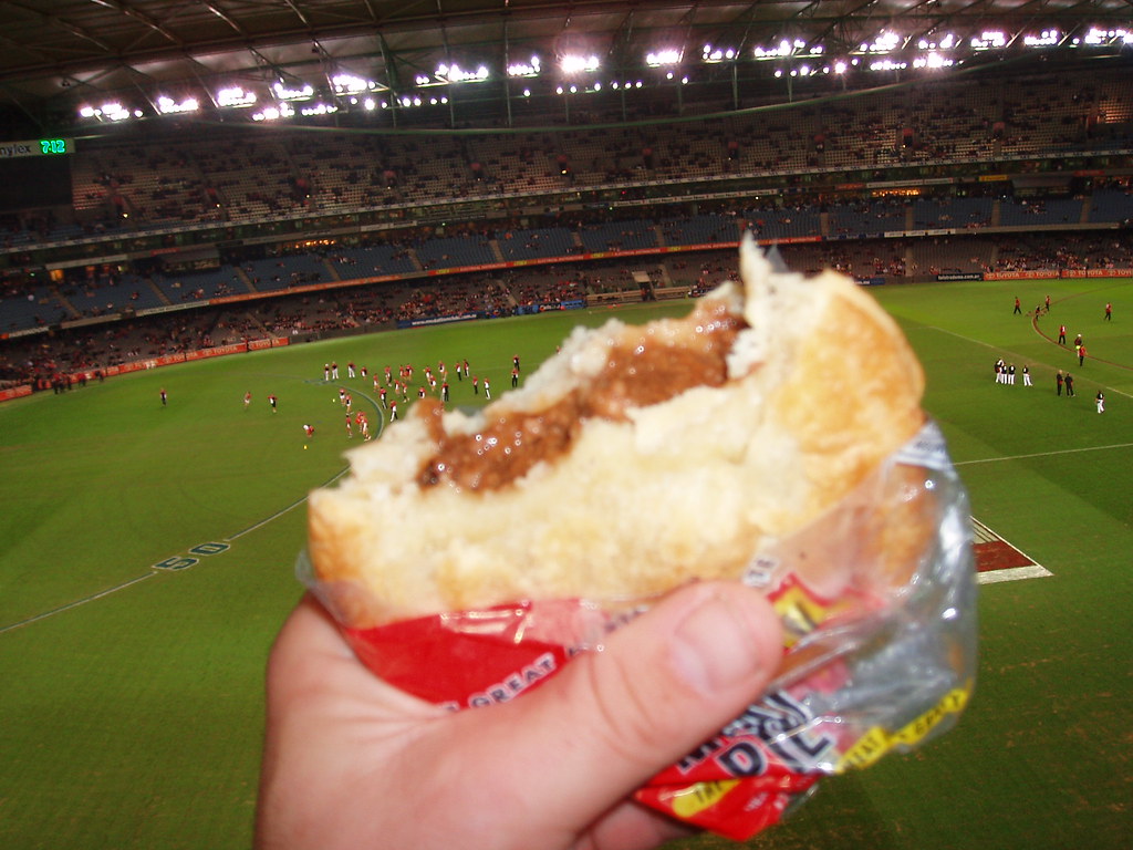 Pie eater's view of the footy