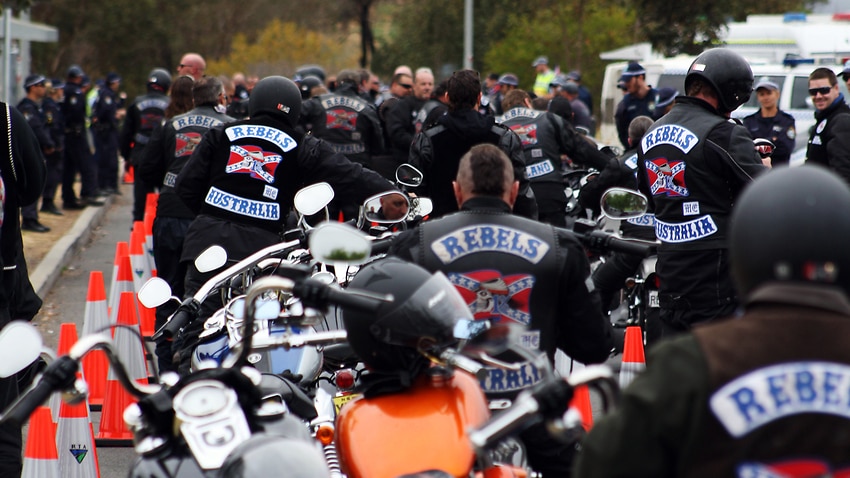 Rebels bikie gang heads west | SBS News