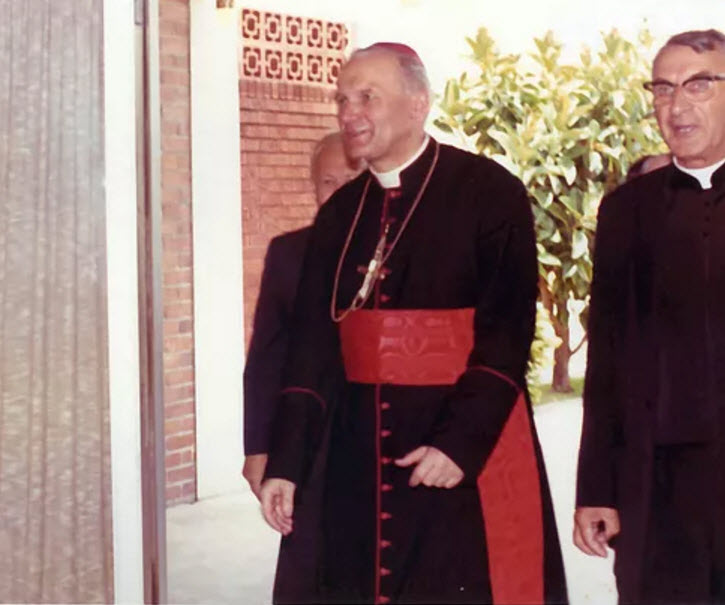 7ee33618-1285-4d85-9bd1-9bd0d579fe2b